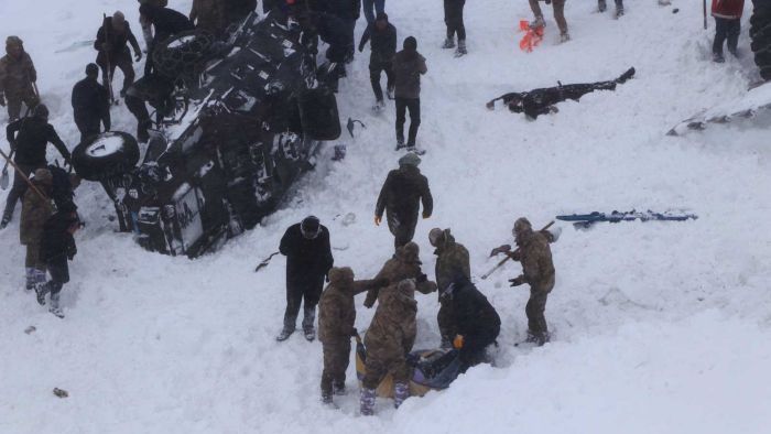 More than 30 rescue employees perish in 2nd avalanche after first kills five