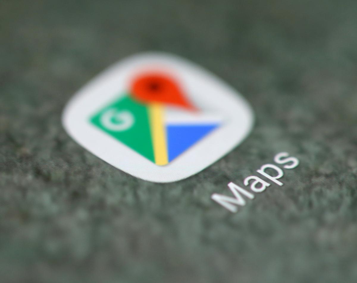 Google Maps seeks company, transit reviews in new look as it turns 15