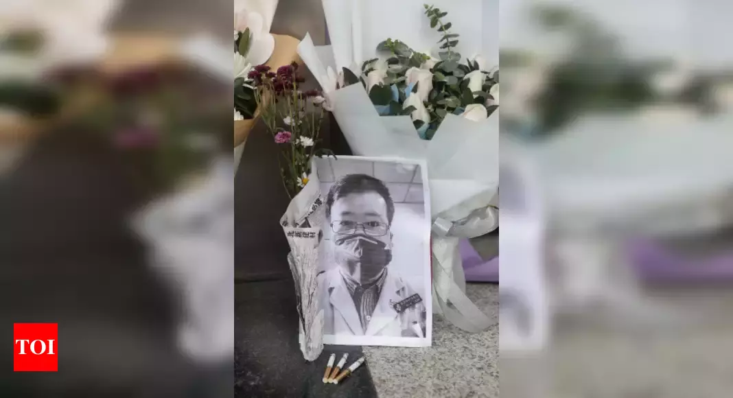 Death of Chinese doctor fuels anger, demands for change