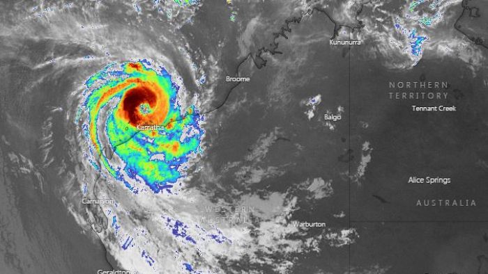 City of Karratha in lockdown as Hurricane Damien anticipated to make landfall early afternoon