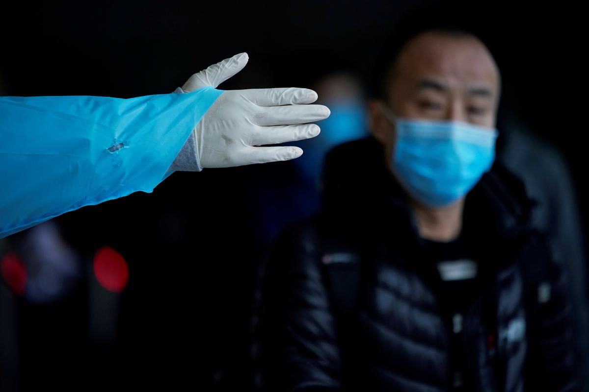 Mainland China reports 89 new coronavirus deaths on February 8