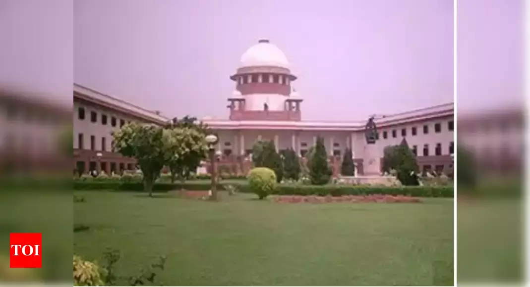 SC refuses to refer petitions on Article 370 to a 7-judge bench