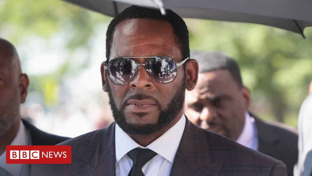 R. Kelly denies modified sex abuse charges