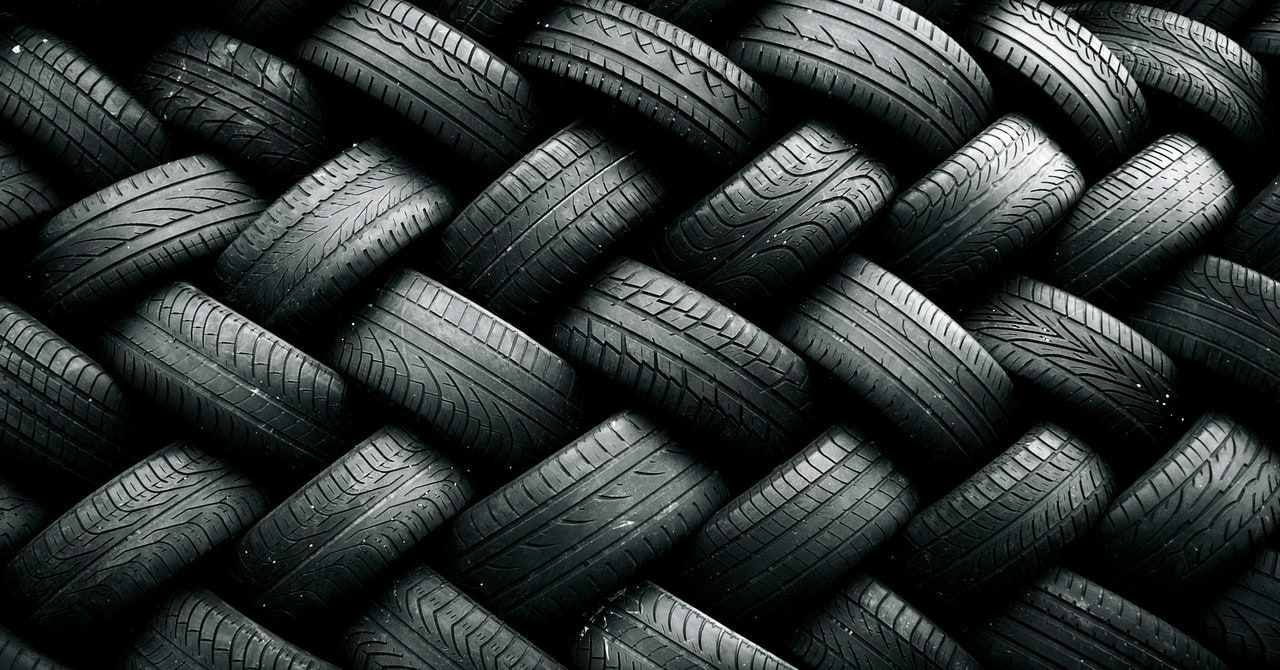 Goodyear’s reCharge Concept Tire Regenerates Burned Off Rubber