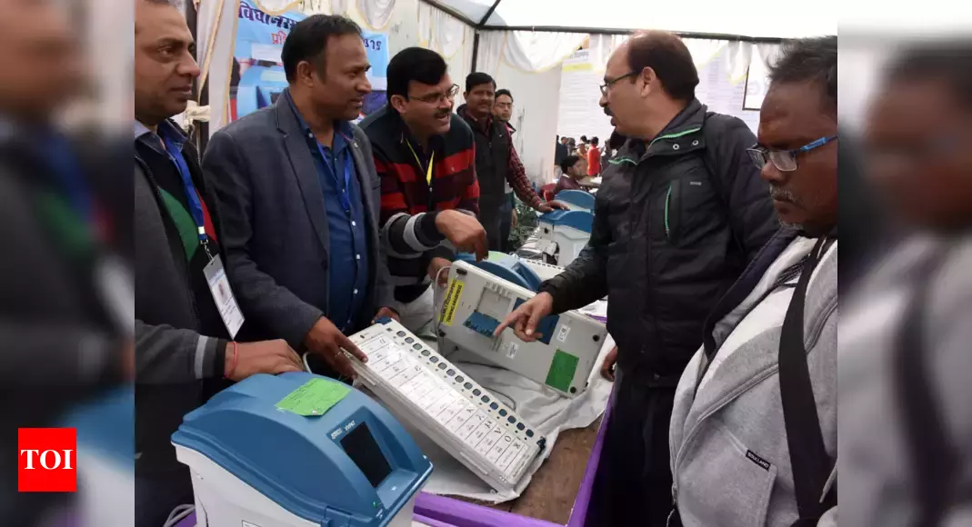 House panel with TMC, BSP MPs validates EVMs