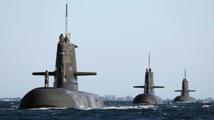 Report cautions submarine program is ‘alarmingly off track’, advises nuclear choice