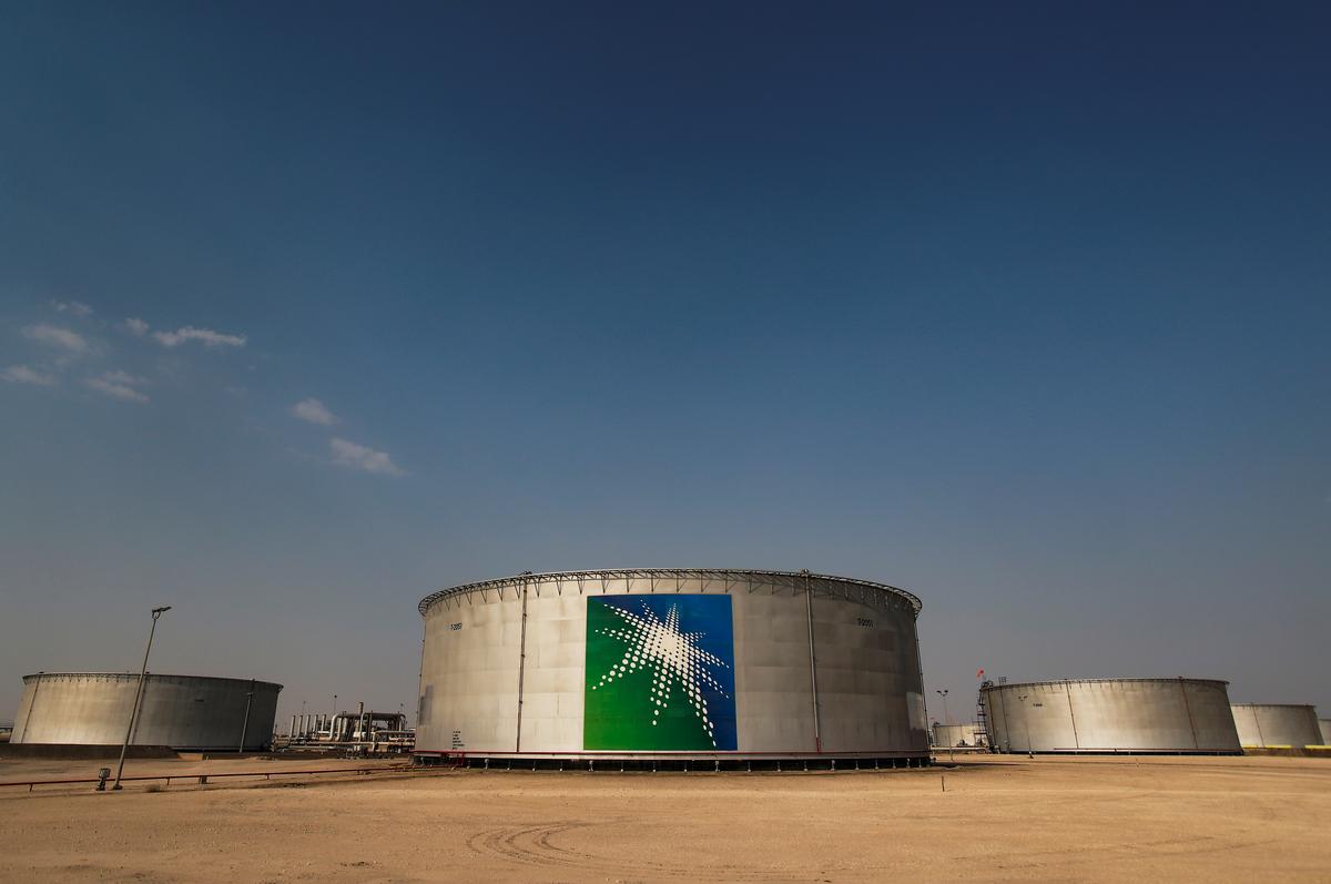 Aramco to cut capital spending over coronavirus; 2019 profits plunge