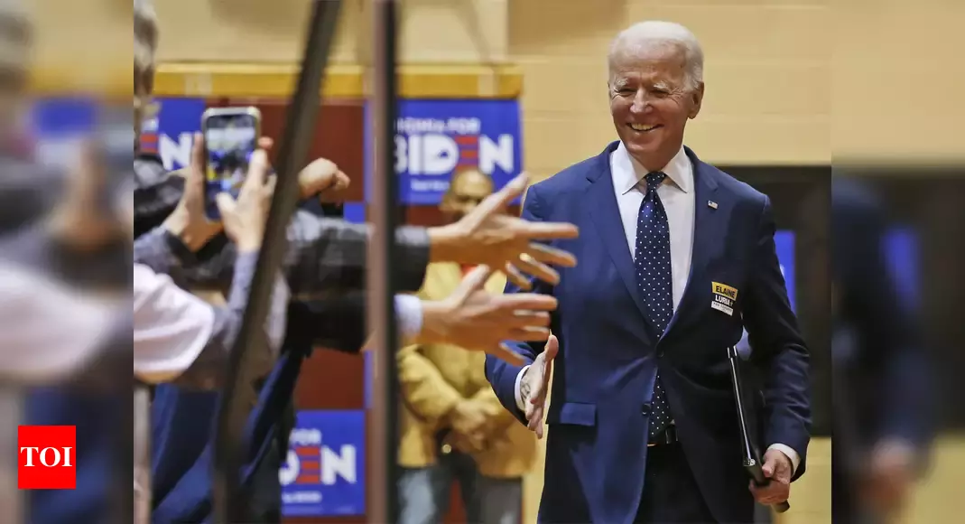 Joe Biden wins Florida as coronavirus disrupts primary voting