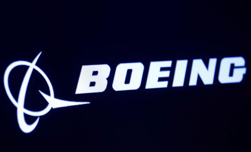 Boeing eyes production pause as infection spreads: sources