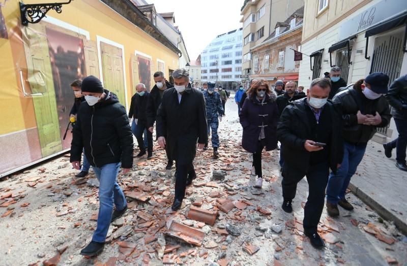 Quake strikes Zagreb, PM appeals for social distancing as homeowners hurry onto streets