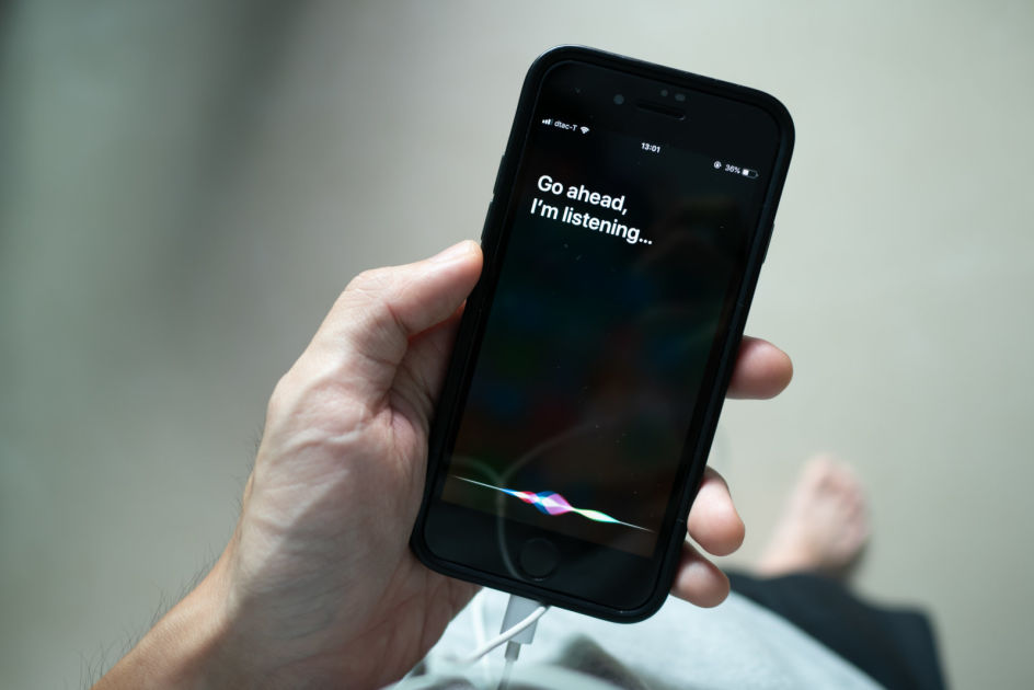 Apple’s Siri helps Americans wondering if they have COVID-19