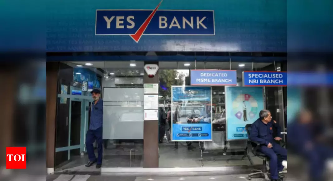 Yes Bank board approves Rs 5,000 crore fund raise plan; Prashant Kumar new MD and CEO