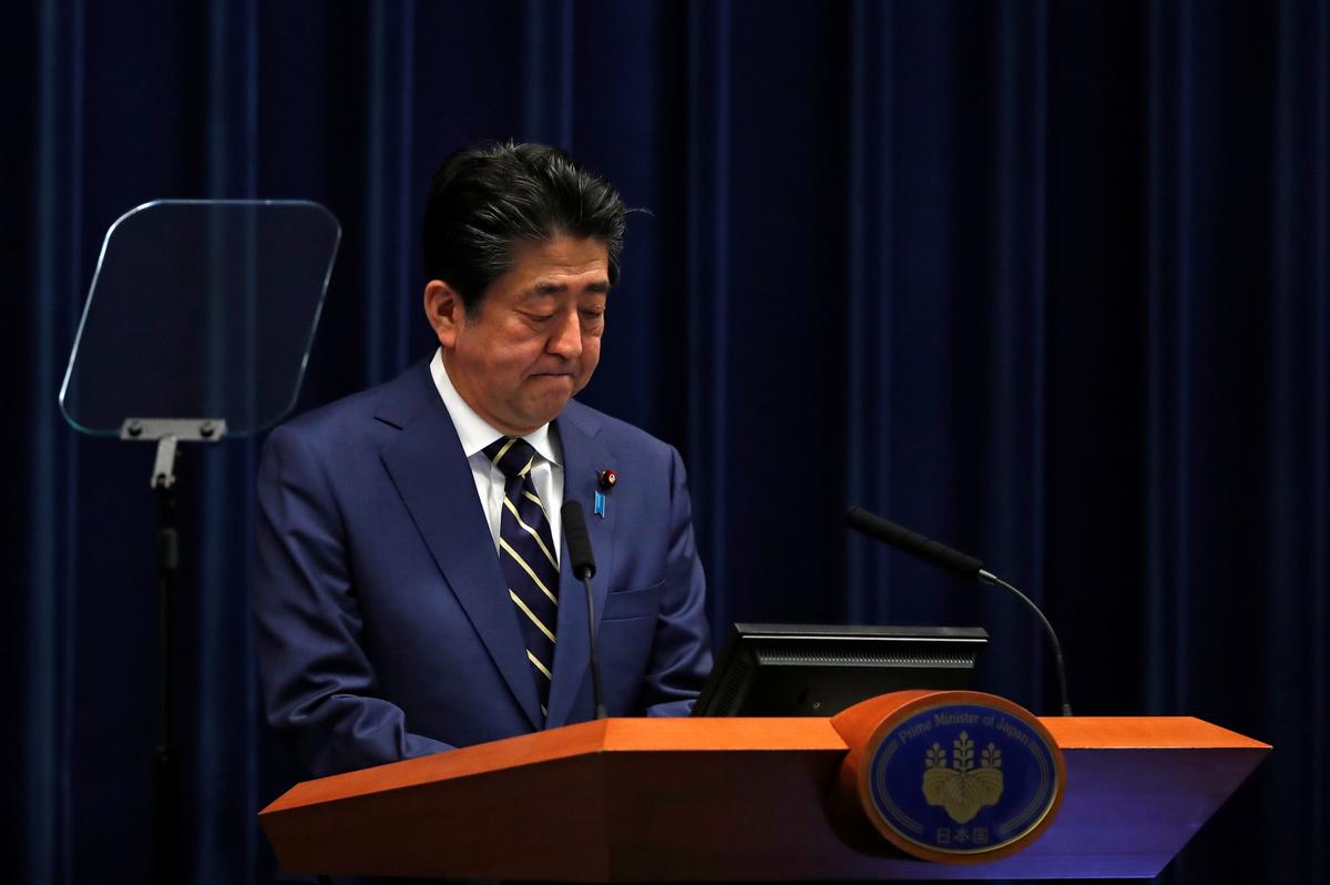 Japan’s Abe promises extraordinary stimulus as Tokyo virus cases increase