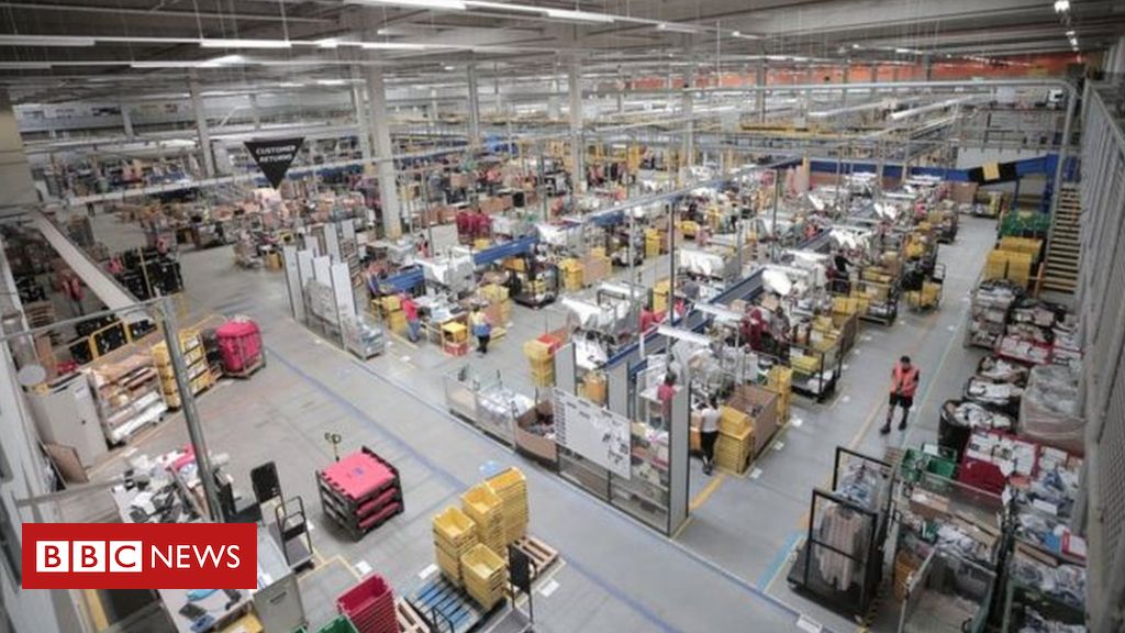 Amazon workers threaten strikes over virus gear