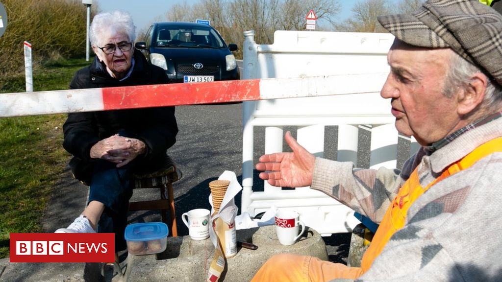 Love knows no borders for senior couple