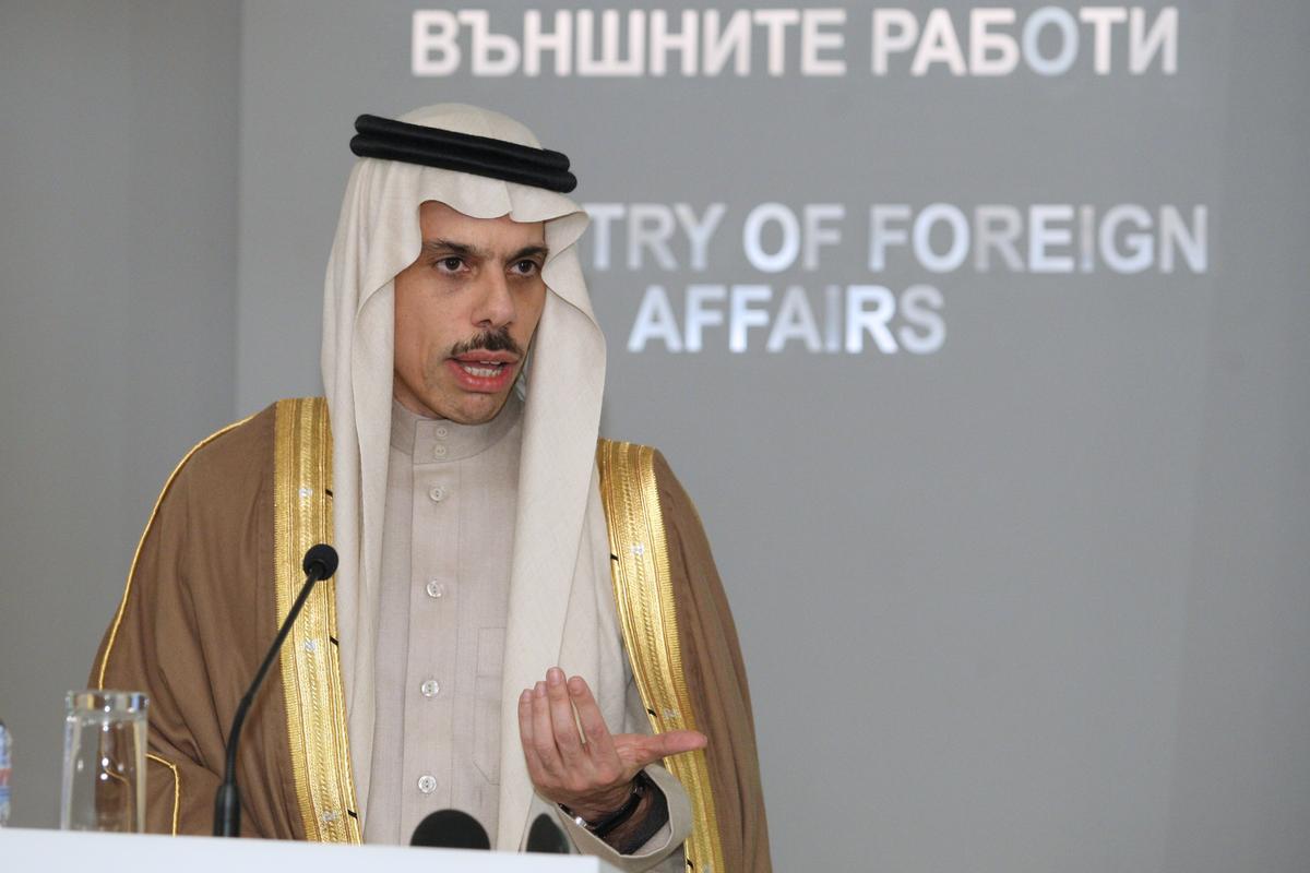 Saudi Arabia denies withdrawing from OPEC+ deal, says Russia was the one that withdrew