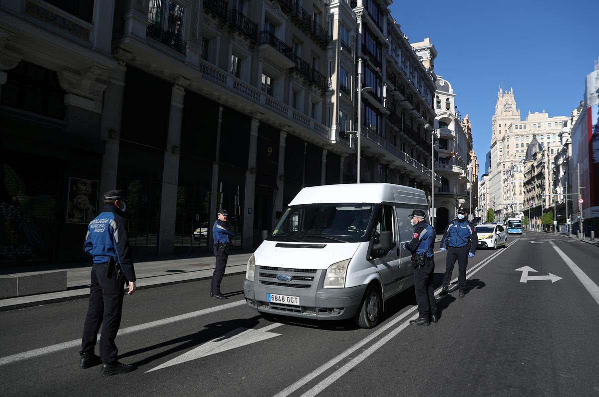 Spain to extend state of emergency to April 26 as increase in infections slows