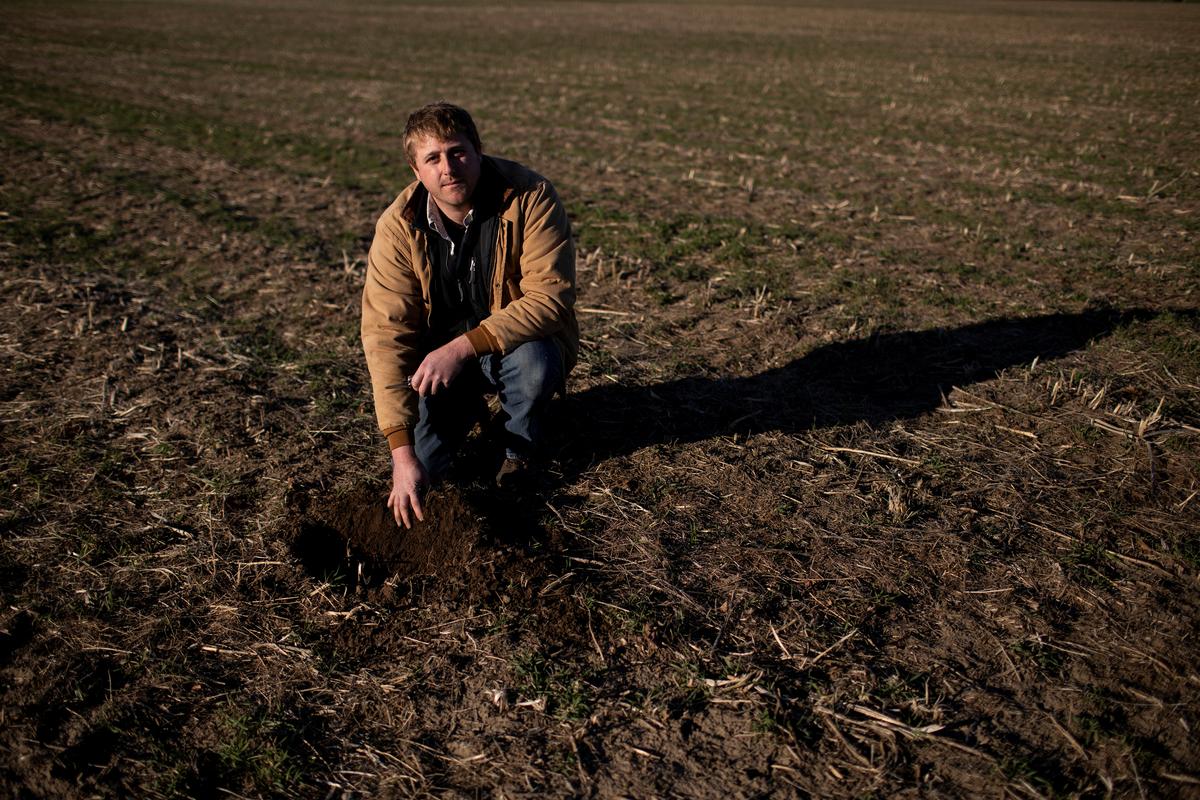 Canada, U.S. farms face crop losses due to foreign worker delays