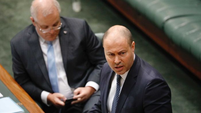 Massive JobKeeper package passes Parliament after Labor changes fail