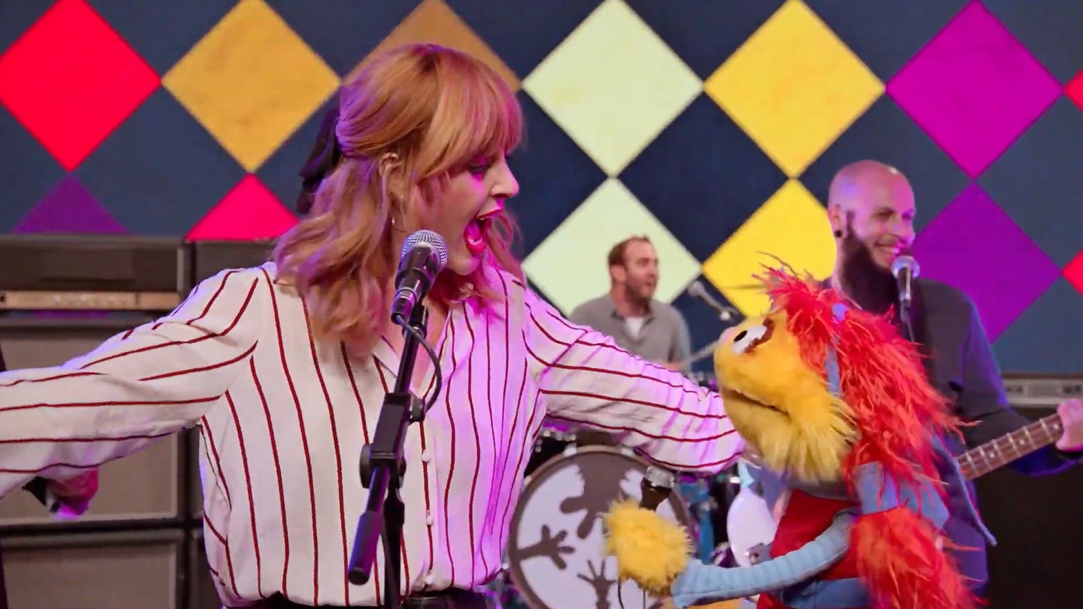 The Mowgli’s and Helpsters teach kids grammar through song