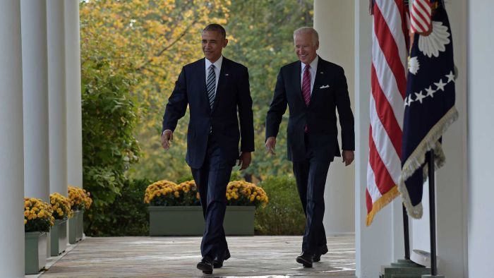 Barack Obama offers Joe Biden his assistance in presidential race