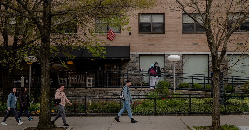 Over a Dozen NY Nursing Homes Have Had More Than 25 Coronavirus Deaths