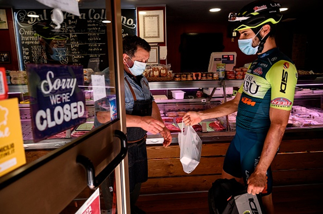 Giro d’Italia bicyclist Umberto Marengo turns delivery man to stay healthy