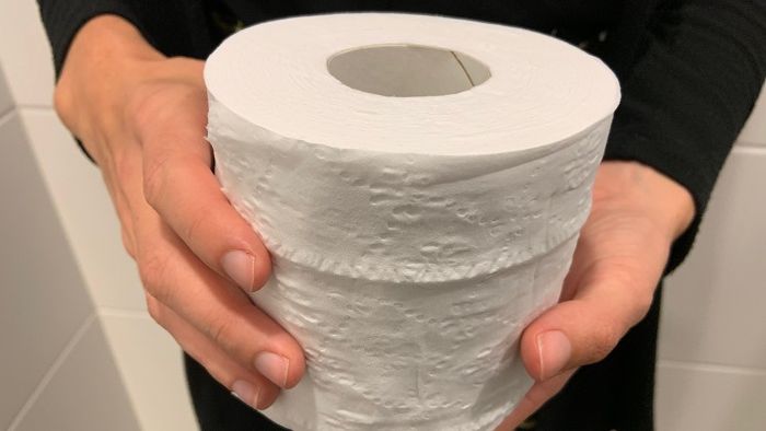 Coles, Woolworths ease coronavirus limitations on toilet tissue and other essentials