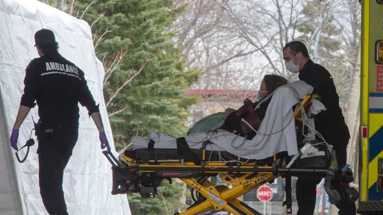 Doctors want Ottawa to keep them in the loop on PPE shortages, says CMA survey | CBC News