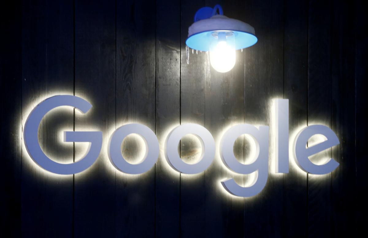 Alphabet warns of difficult quarter as consumers Google pandemic, not shopping