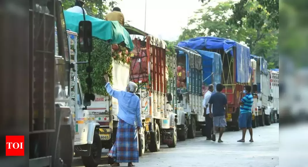 Allow free movement of trucks & goods to maintain supply chain, MHA tells states