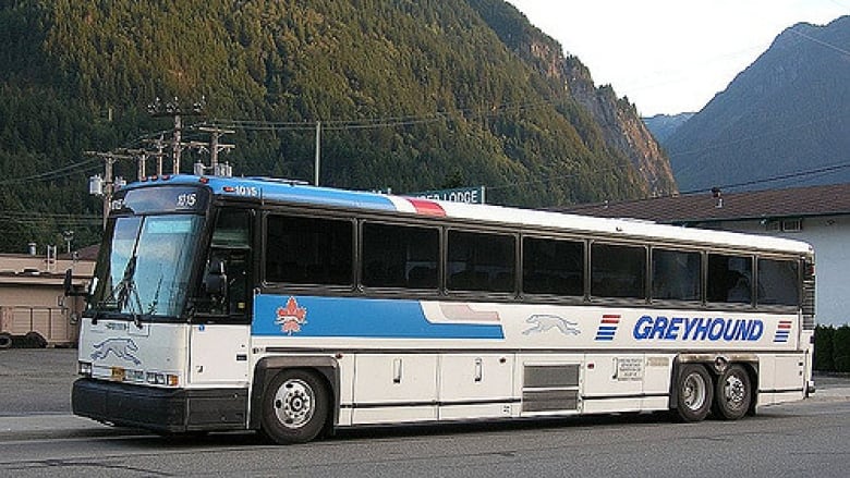 Greyhound Canada shuts down all routes due to COVID-19 | CBC News