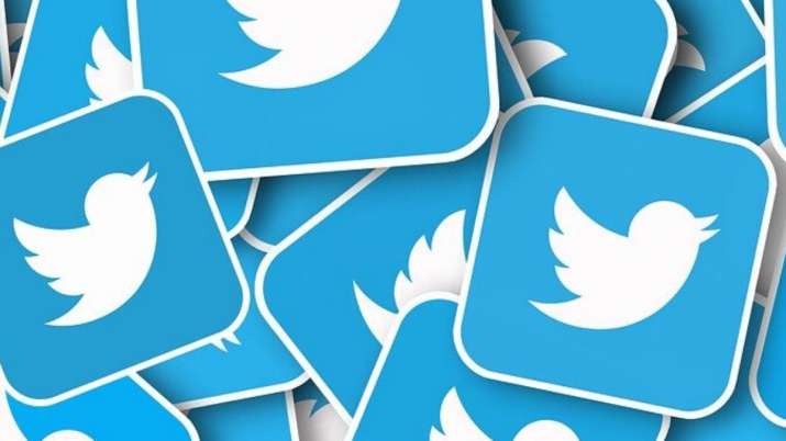 Twitter to list down retweets with comments soon: See what it implies