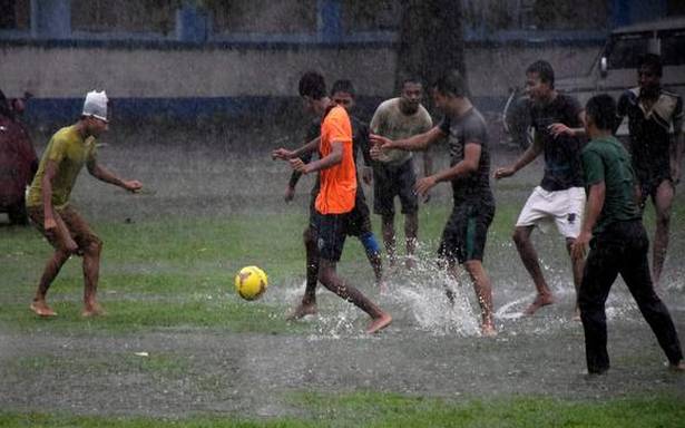 Cyclonic storm most likely to bring heavy rain in coastal Bengal districts