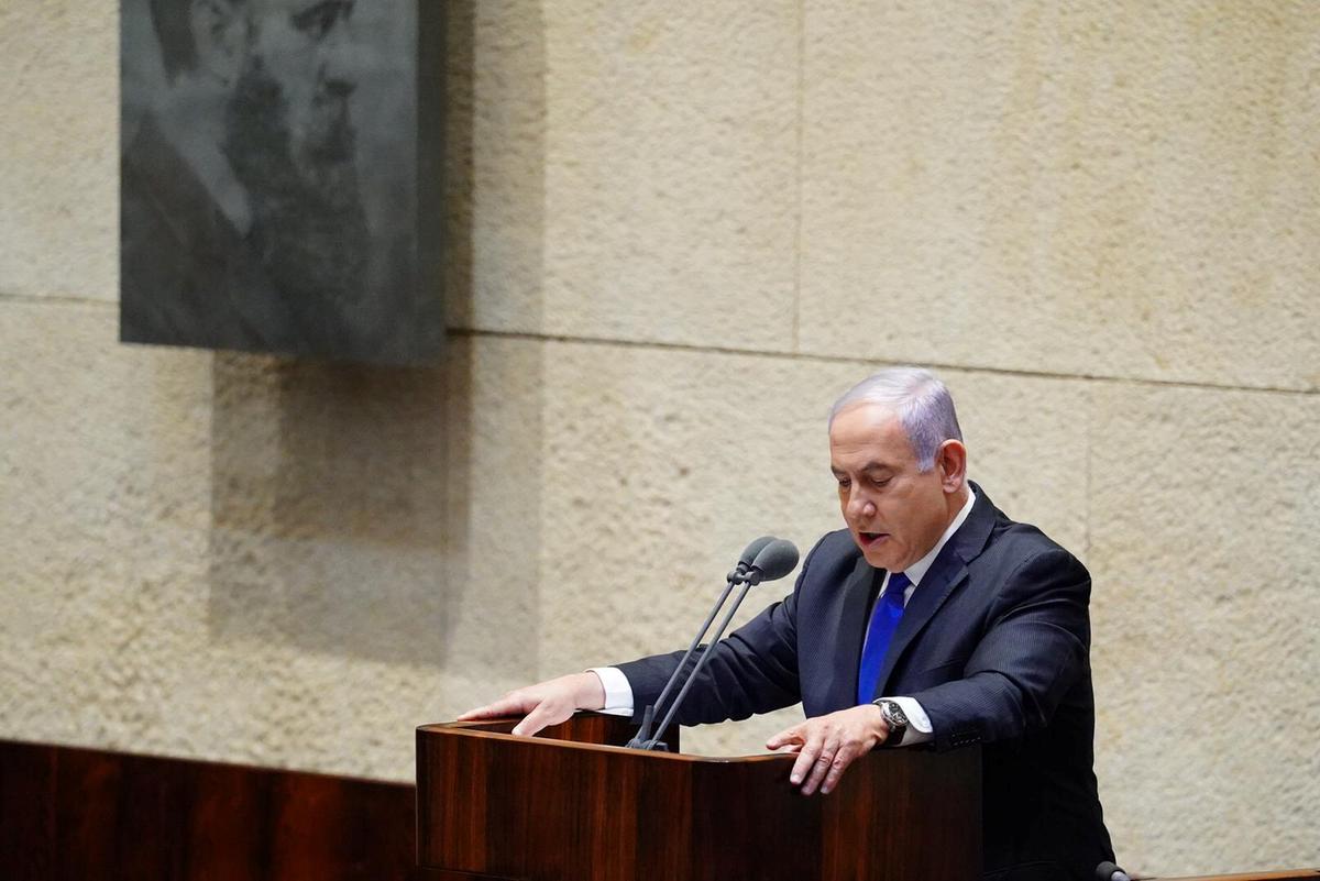 Israel’s Netanyahu presents new unity government to parliament