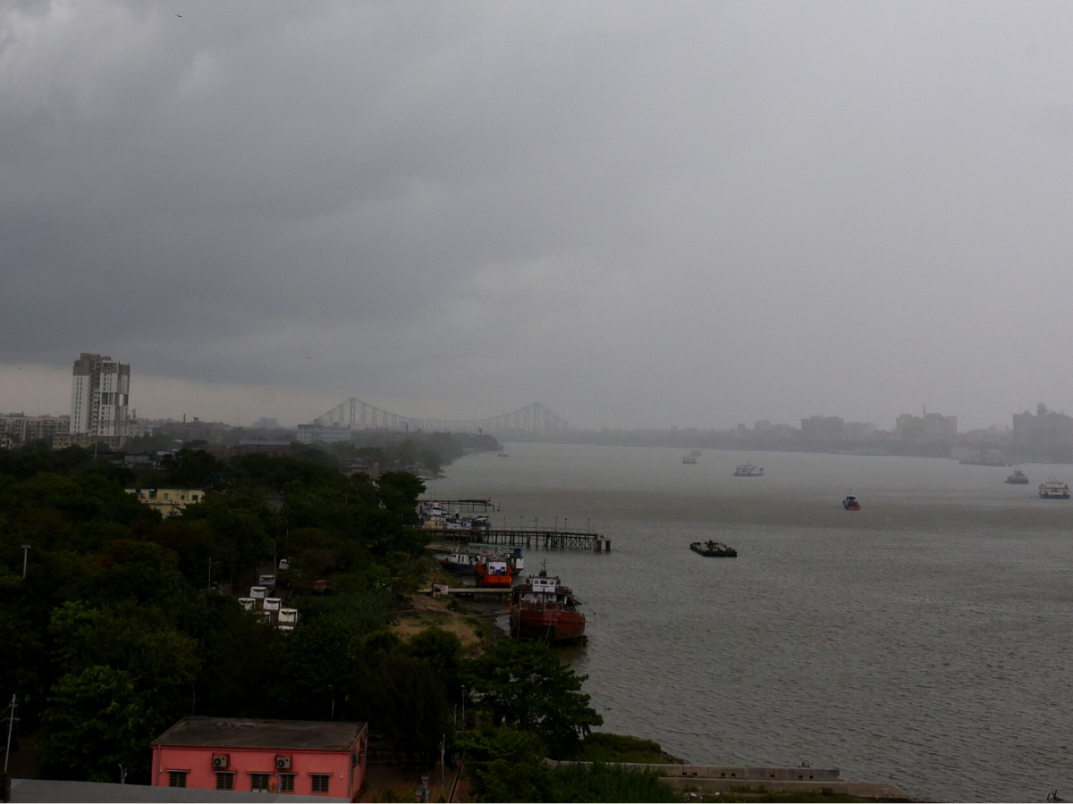 Cyclone Amphan live updates: 19 NDRF teams on ground ahead of landfall