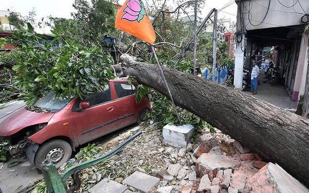 Mamata pegs cyclone Amphan damage at 1 lakh crore, toll rises to 86