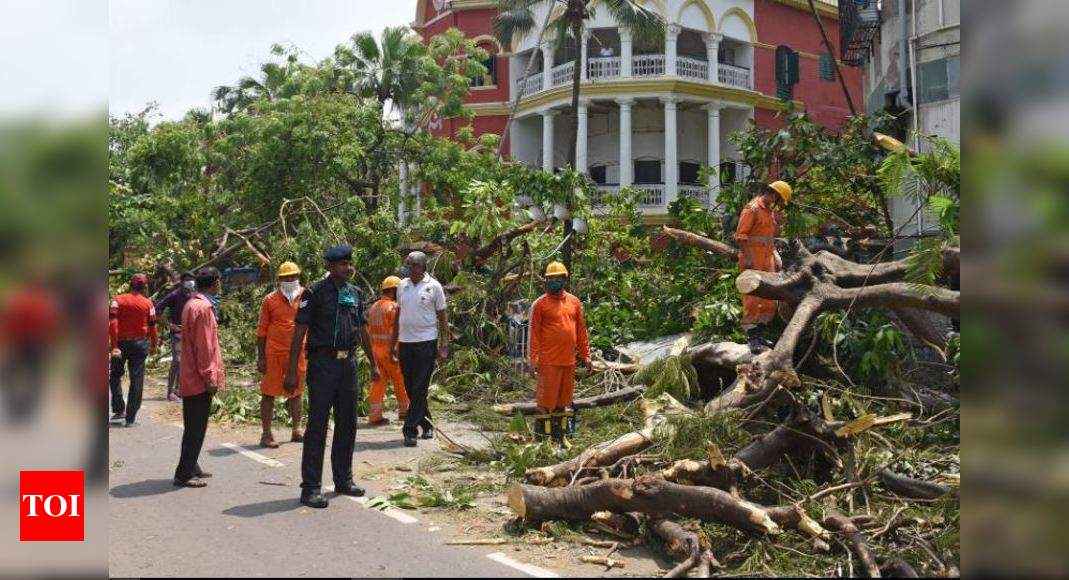 Centre sends Army, NDRF to help Kolkata back on its feet