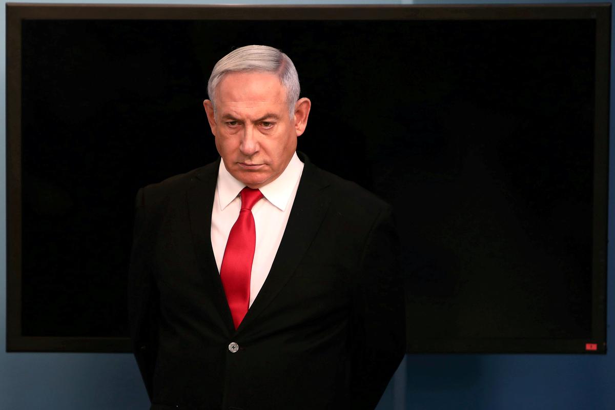 Israel’s Netanyahu, saying he’s ‘standing tall’, goes on trial on corruption charges