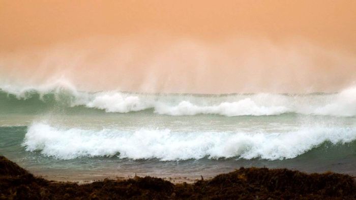 Thousands of homes without power as ‘dynamic and complex’ storm hits WA coast