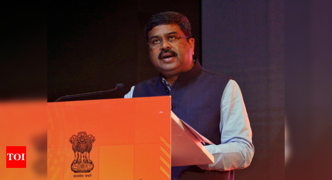 India aims to store low-cost oil in United States: Dharmendra Pradhan