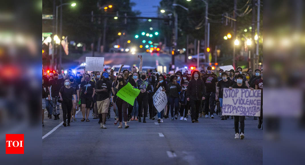 Demonstrations flare across US over Minneapolis eliminating