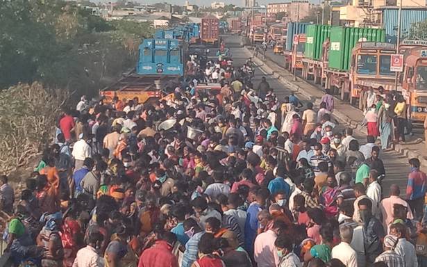 Tamil Nadu extends coronavirus lockdown till June 30, allows partial resumption of public transportation