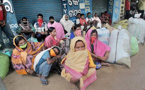 Coronavirus lockdown | 26 lakh migrant workers in halfway houses, says official data