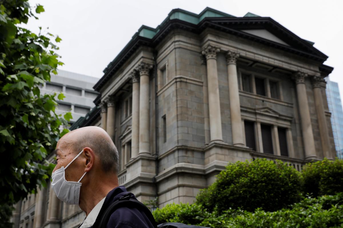 Exclusive: Unfazed by pandemic, Bank of Japan to keep economic recovery view