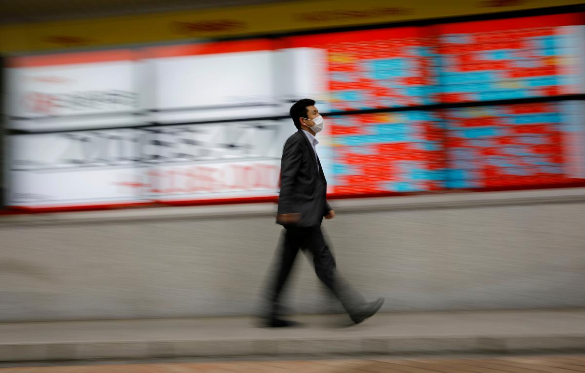 Asia stocks extend rally as economic healing hopes increase confidence