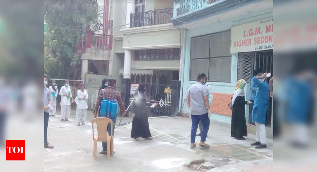 Madhya Pradesh: Students permitted entry into board evaluation centre after chemical spray in Bhopal