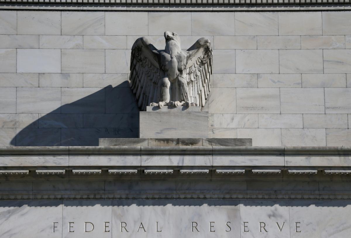 Instant View: Fed sees GDP falling 6.5% in 2020, keeps rates at zero