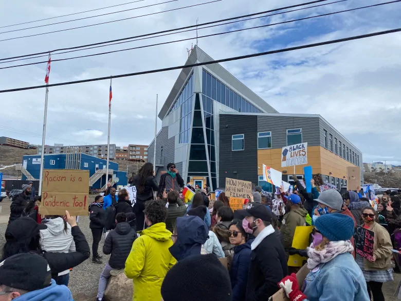 RCMP violence against Inuit happening because few are stopping systemic racism, Indigenous leaders say | CBC News