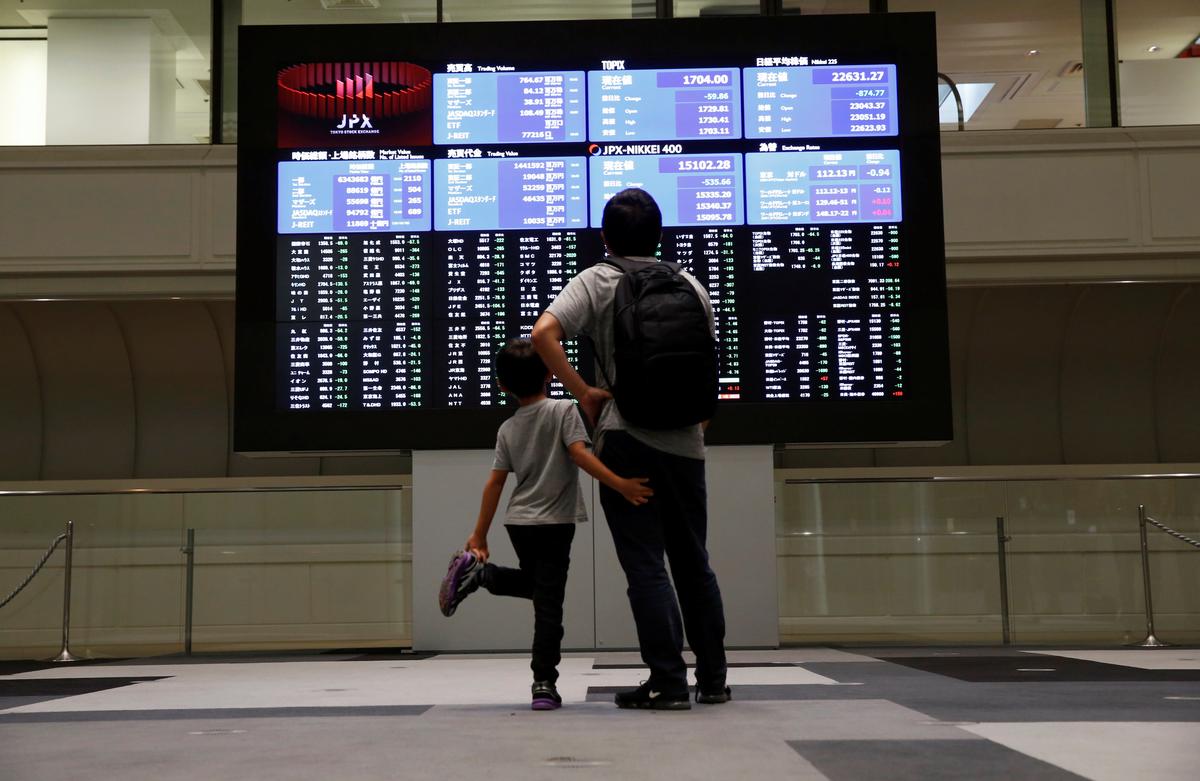 Asia stocks slide as coronavirus fears return